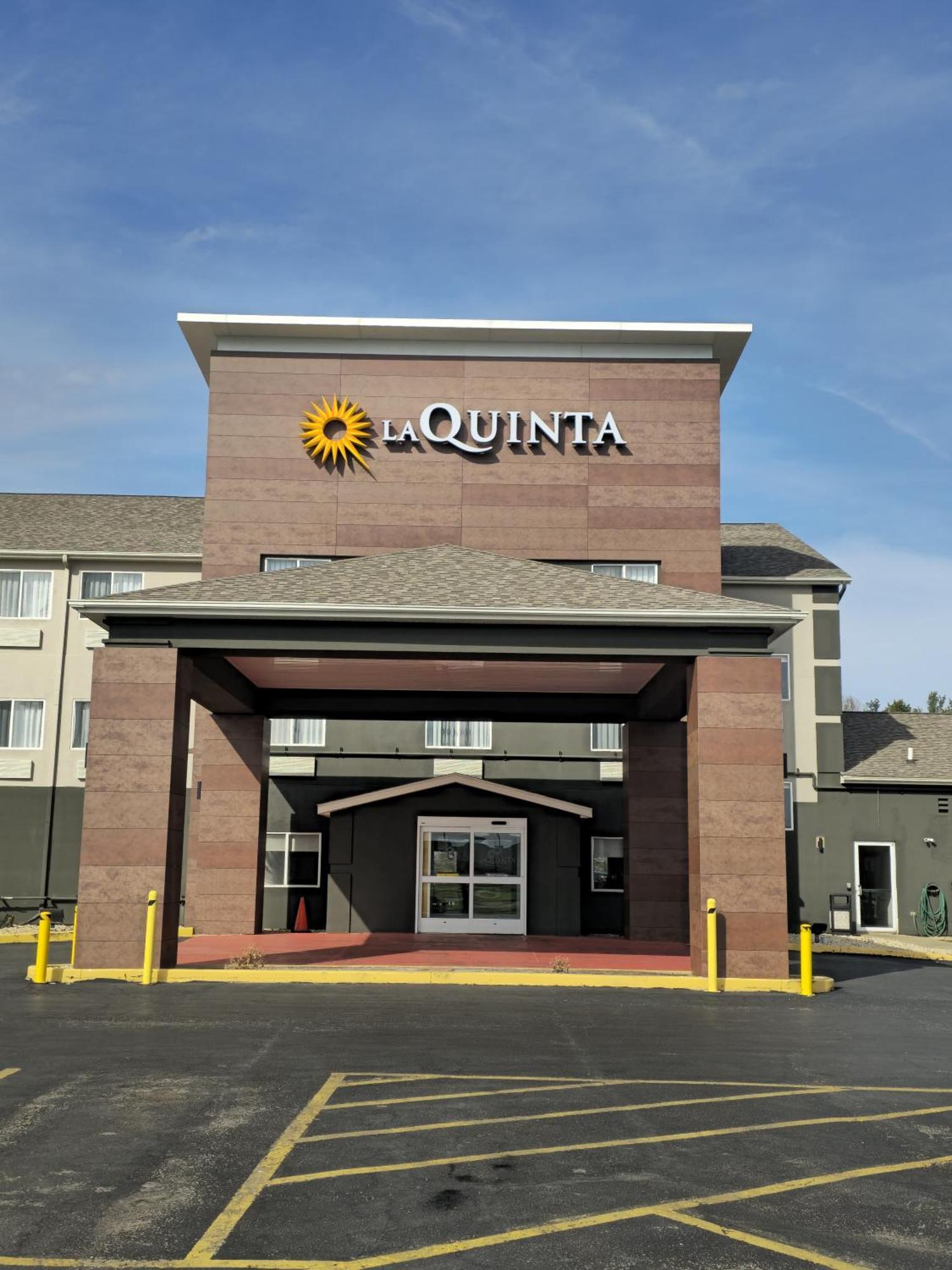 La Quinta Inn & Suites By Wyndham Peru Starved Rock St Park Zewnętrze zdjęcie