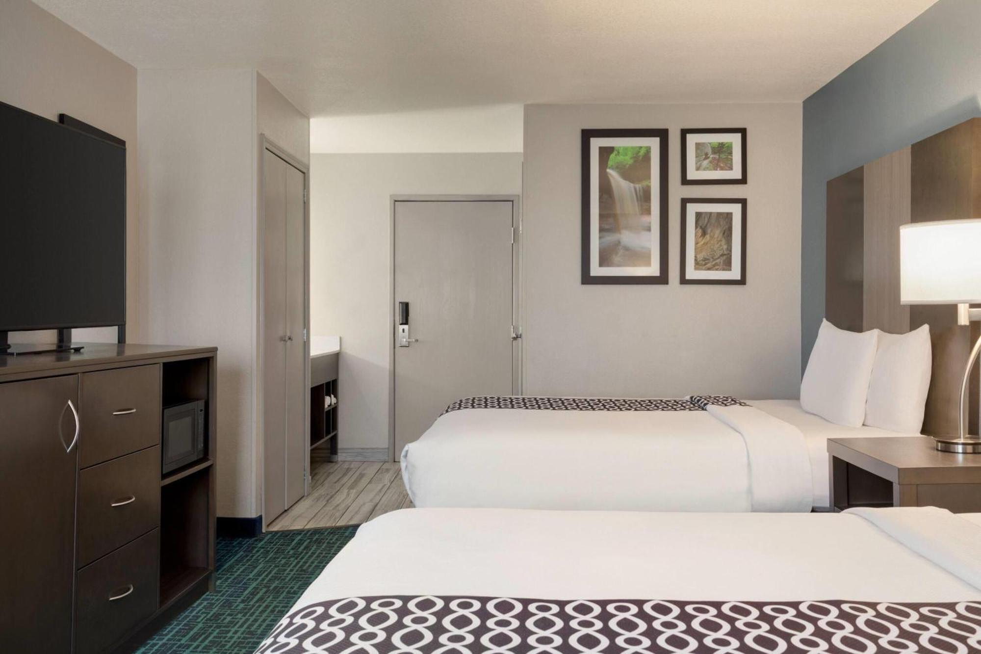 La Quinta Inn & Suites By Wyndham Peru Starved Rock St Park Zewnętrze zdjęcie