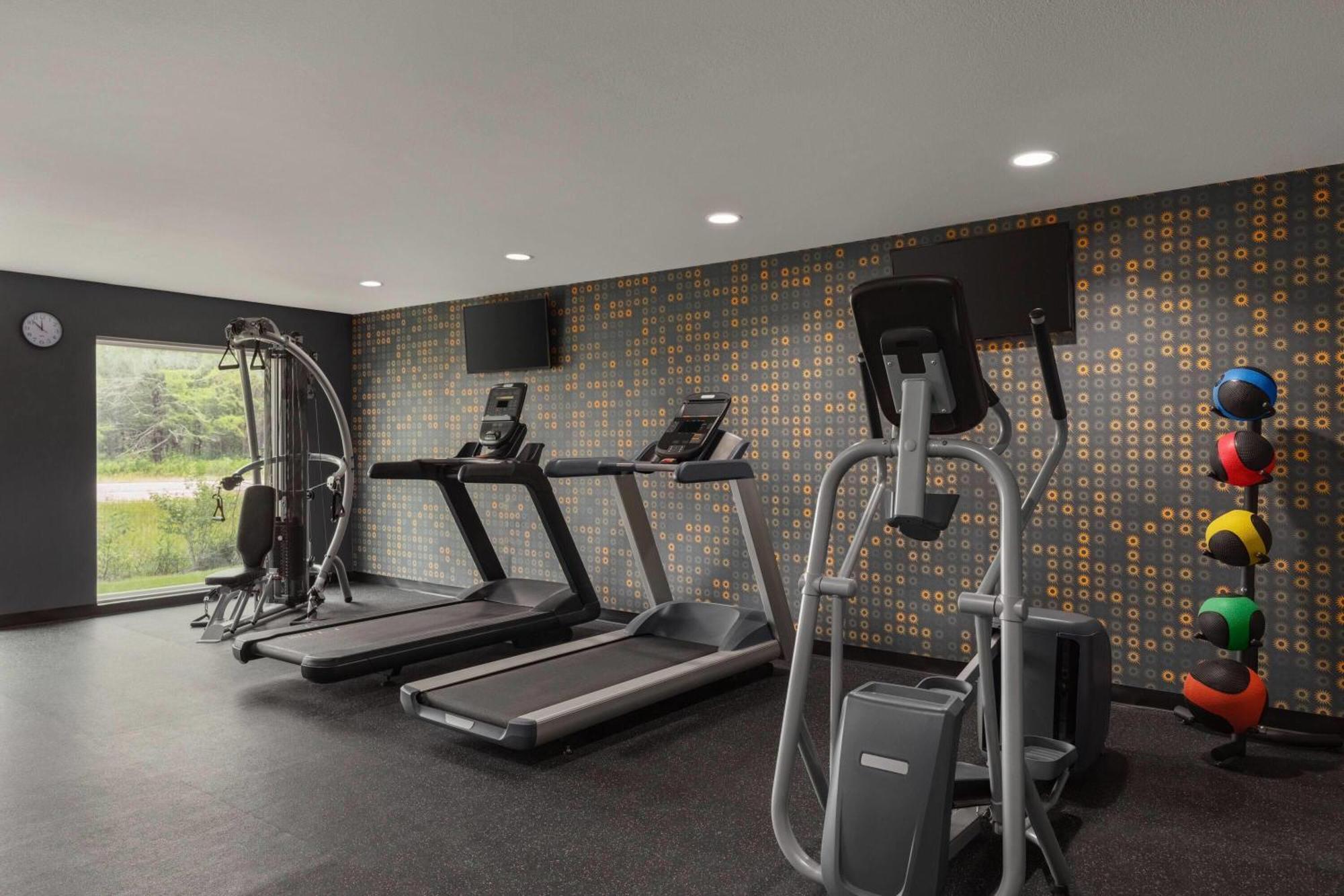 La Quinta Inn & Suites By Wyndham Peru Starved Rock St Park Zewnętrze zdjęcie