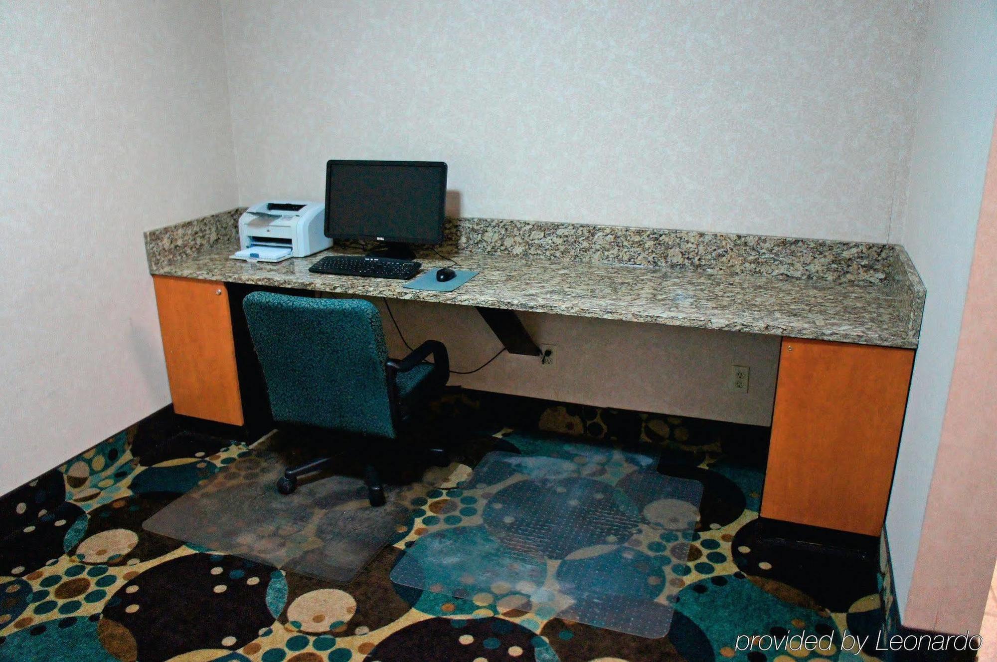 La Quinta Inn & Suites By Wyndham Peru Starved Rock St Park Zewnętrze zdjęcie